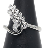 Pt900 プラチナ ダイヤ0.15ct リーフ 葉っぱ モチーフ リング 指輪 レディース 12号 【中古】